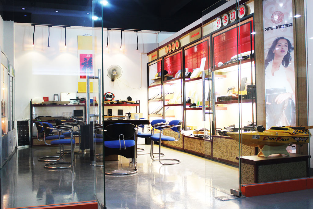 深圳塑胶乐竞网页版入口厂,深圳市乐竞网页版入口厂,深圳乐竞网页版入口厂,深圳乐竞网页版入口,深圳塑胶乐竞网页版入口