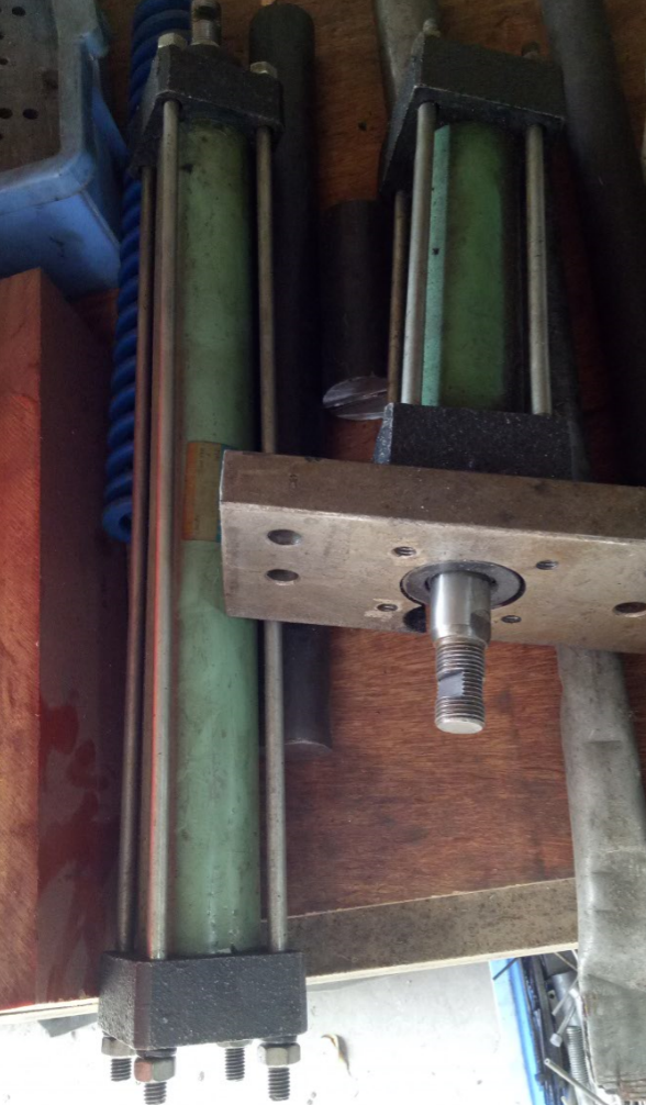 1504867609128345.png blob.png