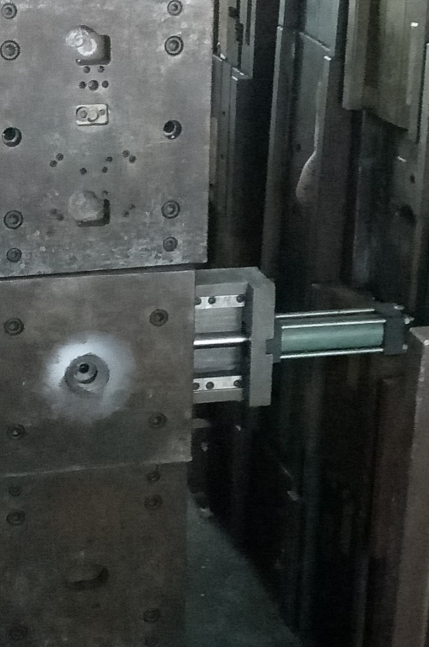 1504867776171170.png blob.png