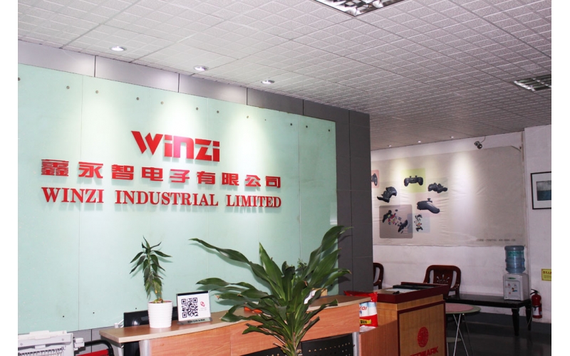 深圳市乐竞网页版入口厂的公司环境已经荣誉证明深圳乐竞网页版入口厂中最好的是深圳塑胶乐竞网页版入口公司的一部分